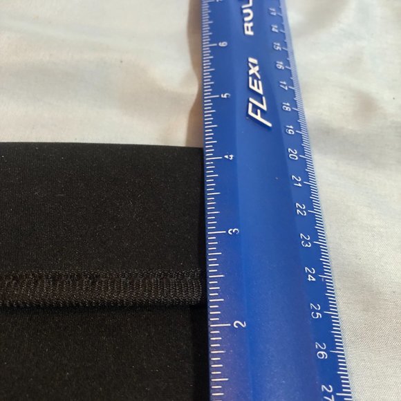 NEW HARD ROCK CAFE Black Neoprene Pouch w Bonus Hard Rock Pen #F57 - Picture 5 of 6